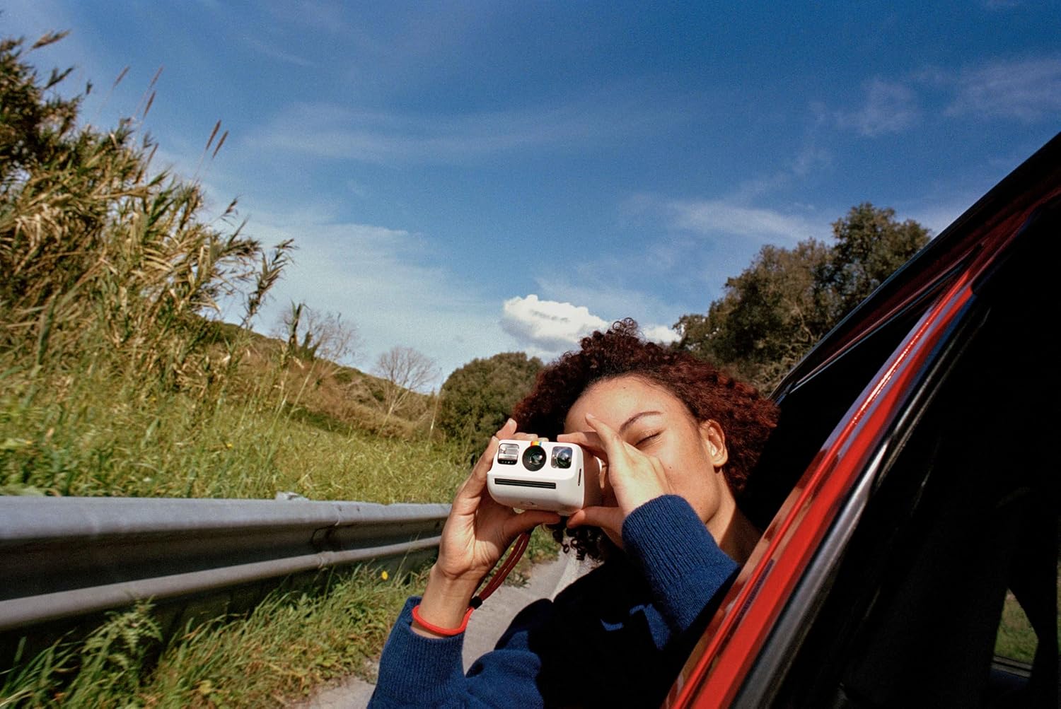 Polaroid Go Generation 2 - Mini Instant Camera + Film Bundle (16 Photos Included) - White (6282)